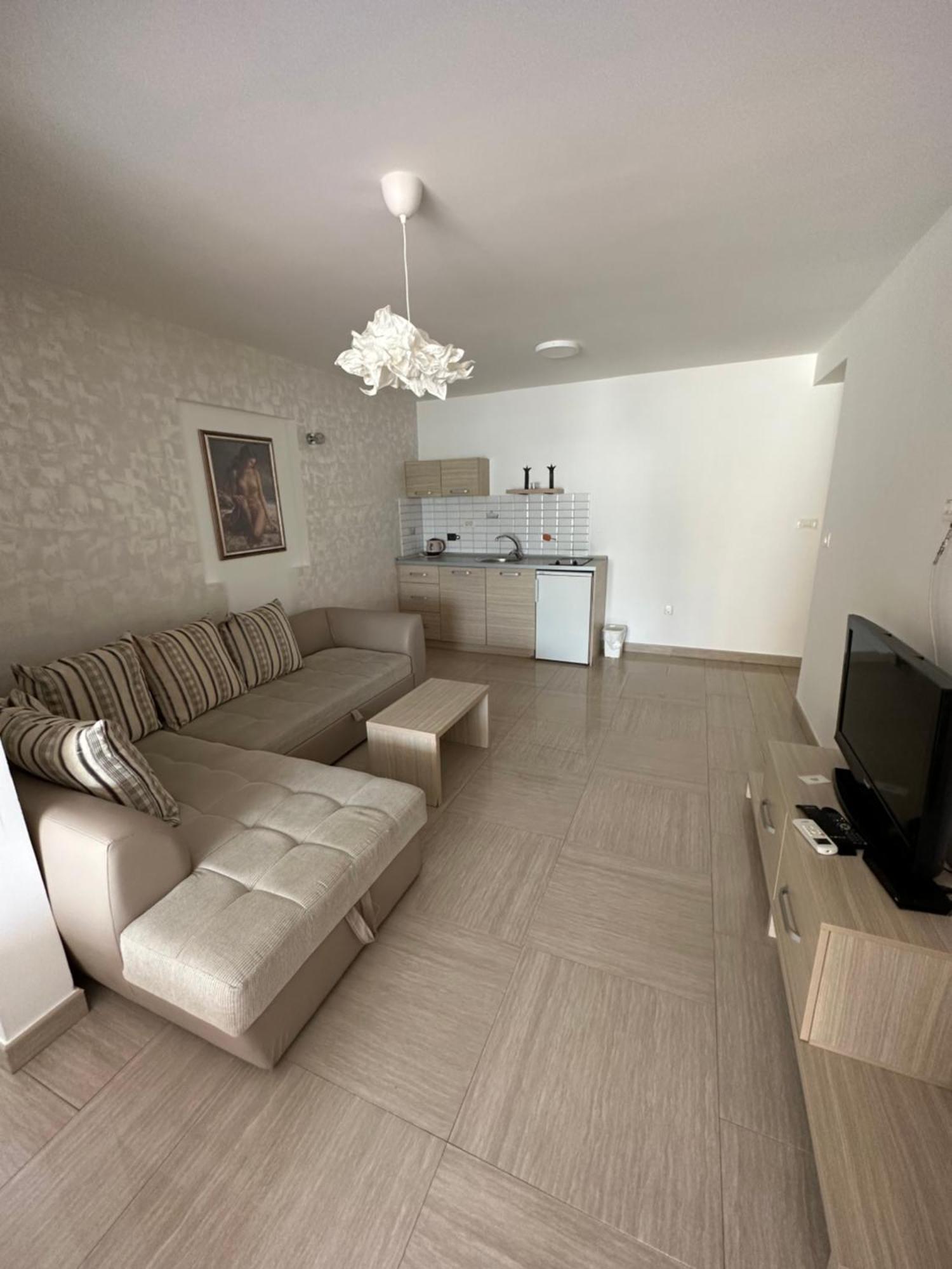Aura Apartments ブドヴァ エクステリア 写真